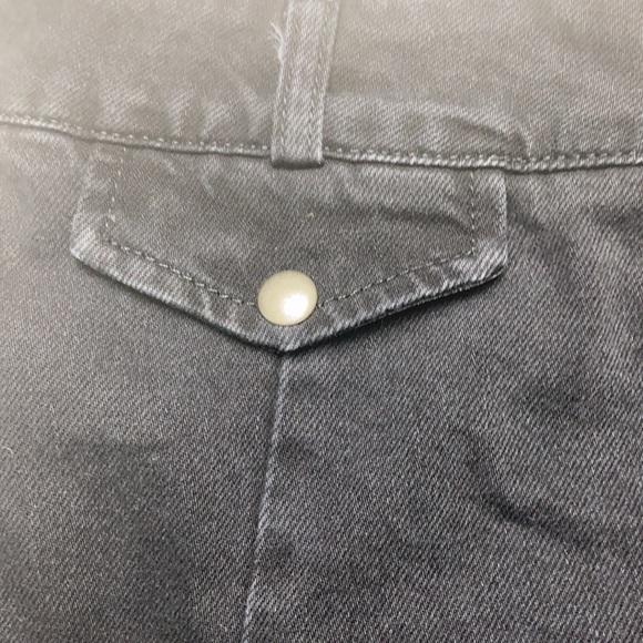 Urban Outfitters denim skirt - Picture 2 of 4